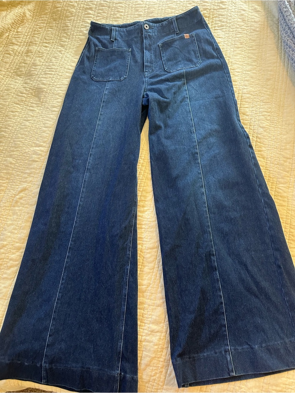 HALARA Dark Indigo Wide-Leg Women's Jeans NWT Medium long Tall